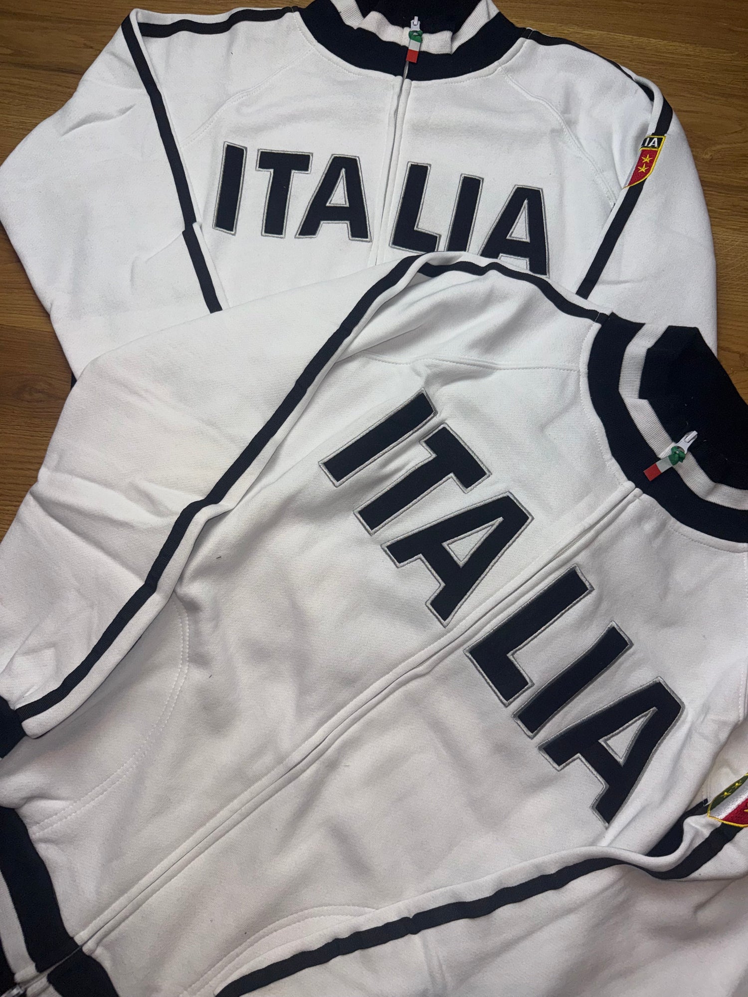 Unsere ITALIA Zipper
