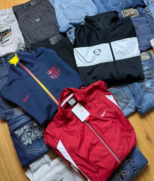 Vintage Oberteile Pullover/Zipper/Jacken Mystery Box